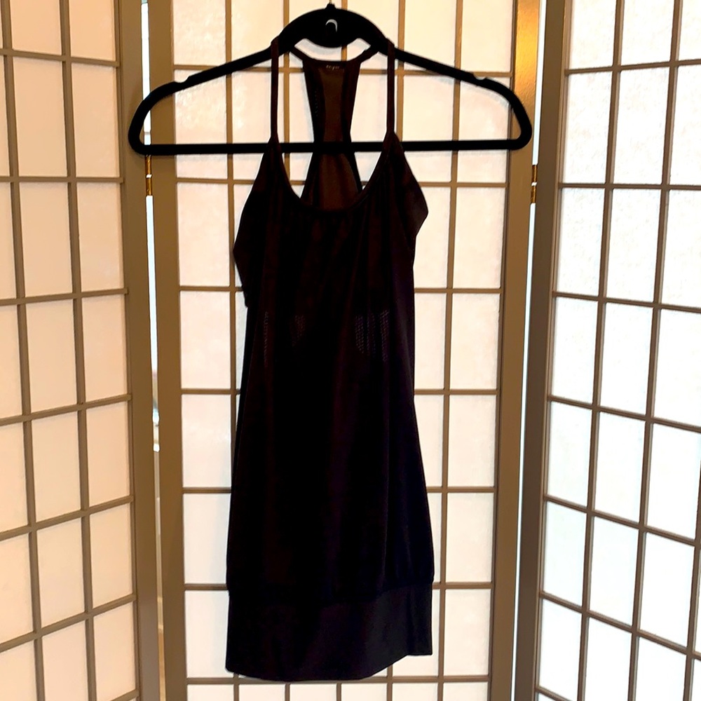 Lululemon tank top with built in bra